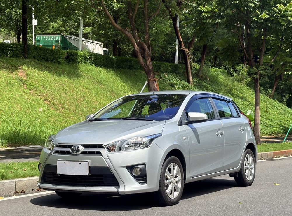 Toyota Yaris L