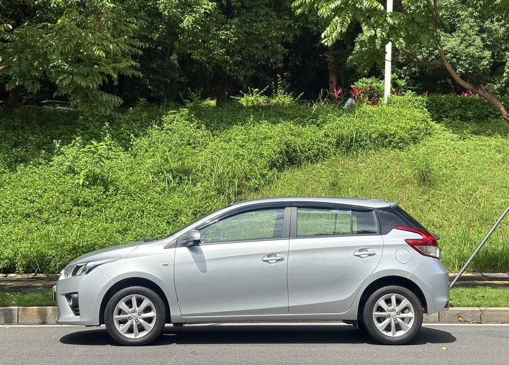 Toyota Yaris L