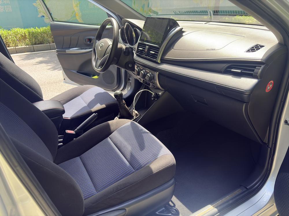 Toyota Yaris L