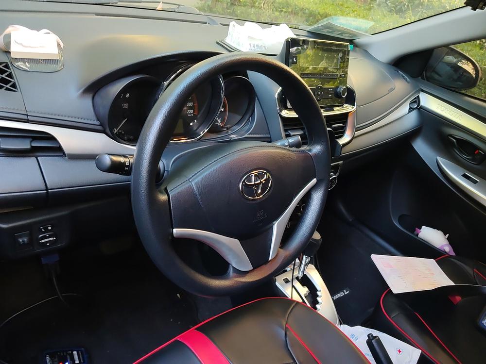 Toyota Yaris L