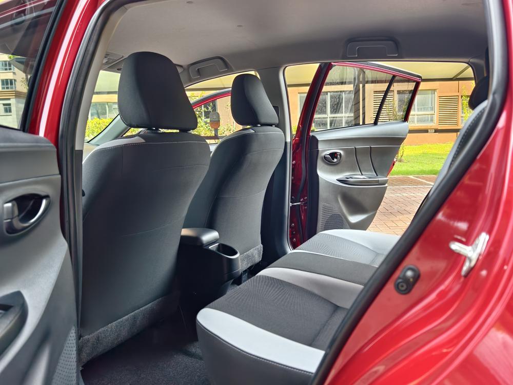 Toyota Yaris L