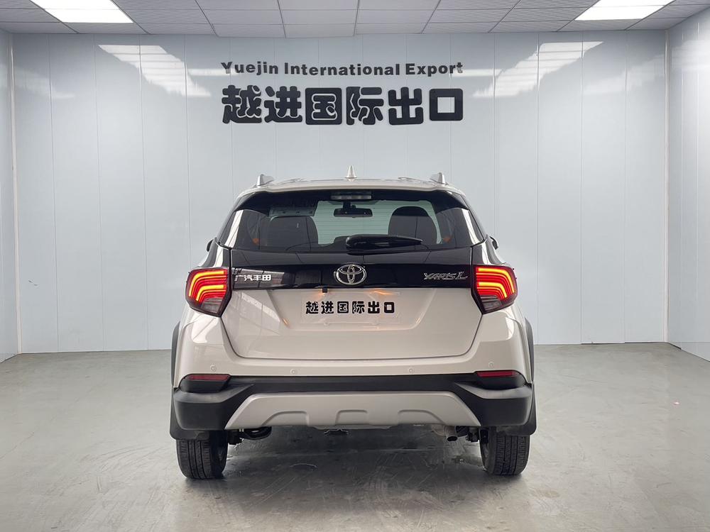 Toyota Yaris L