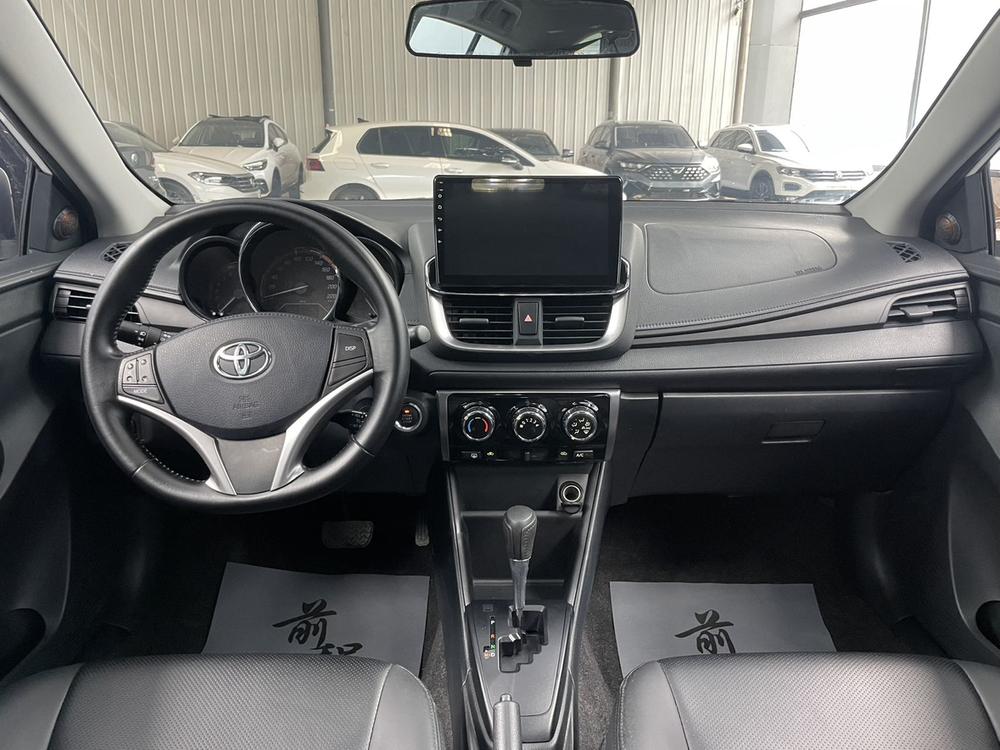 Toyota Yaris L