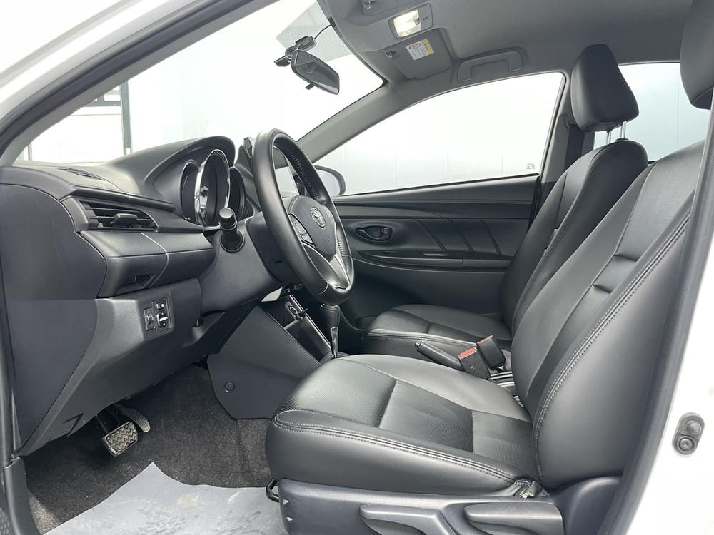 Toyota Yaris L