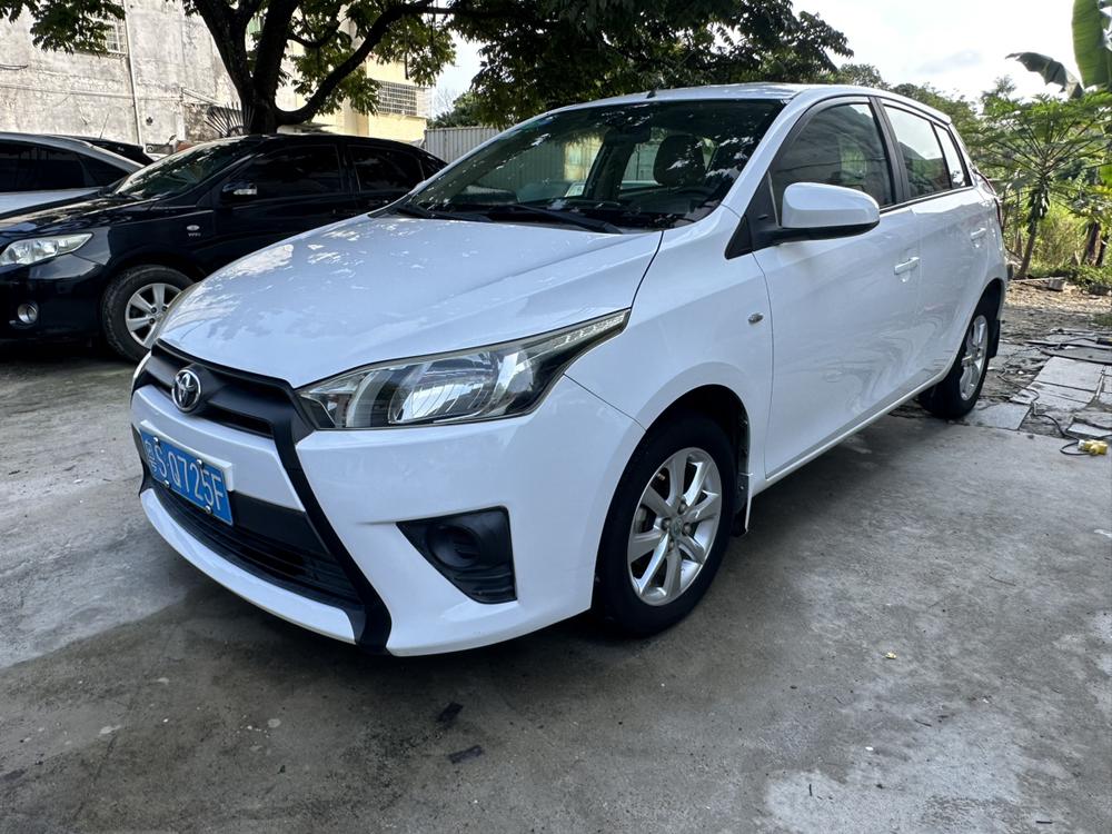 Toyota Yaris L