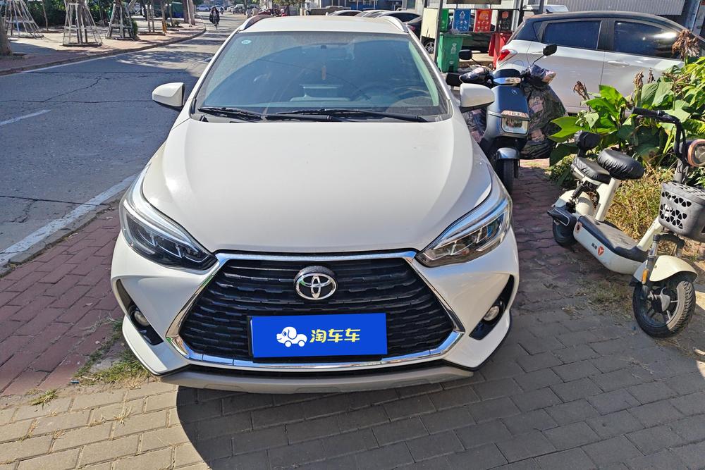 Toyota Yaris L