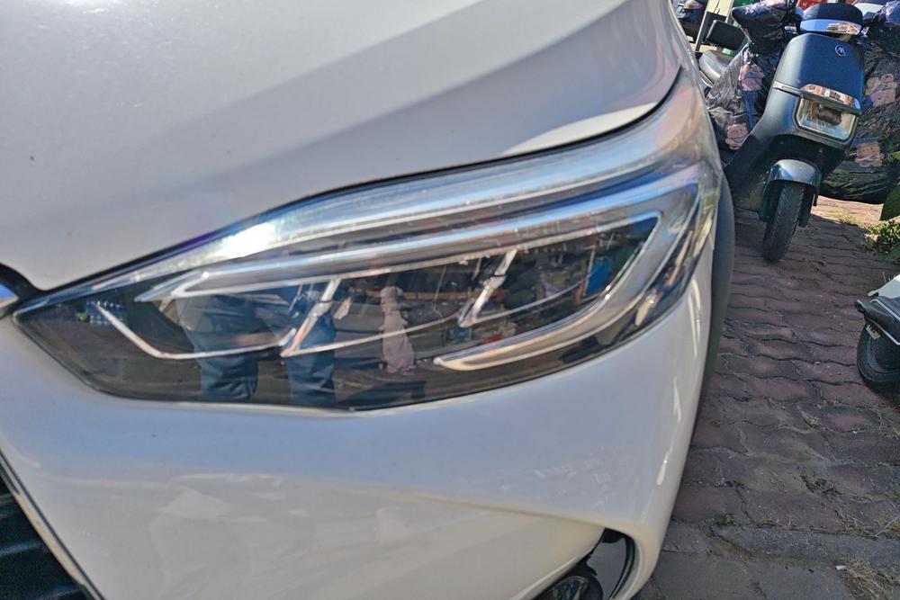 Toyota Yaris L
