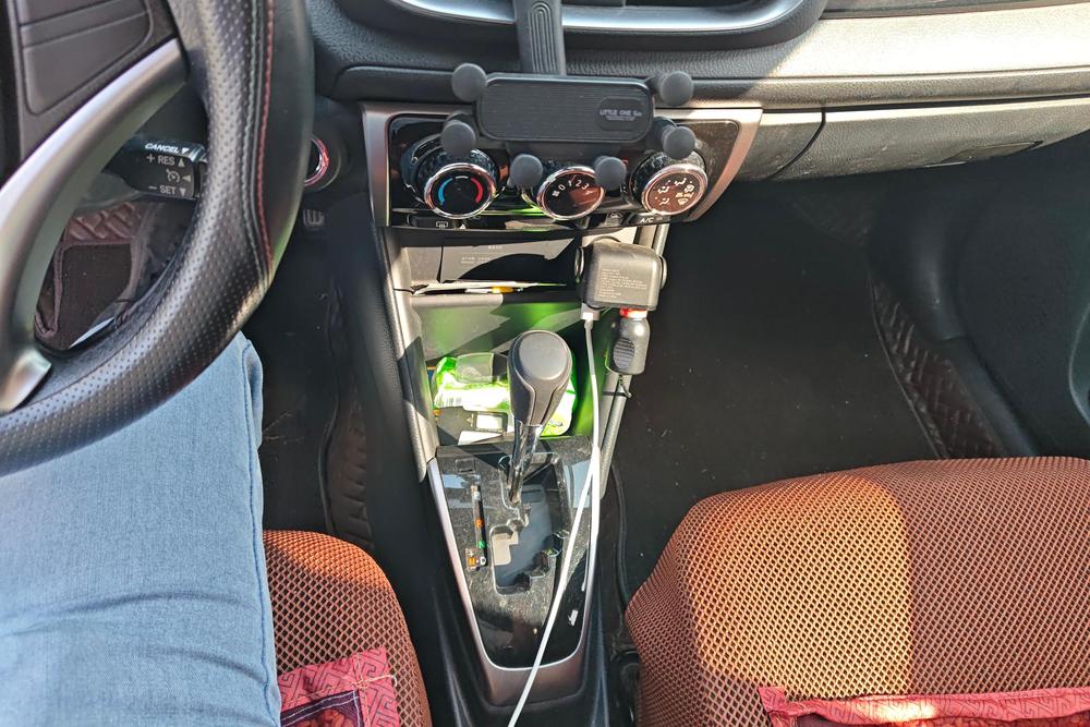 Toyota Yaris L
