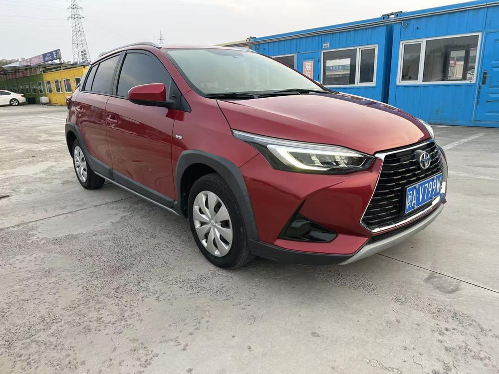 Toyota Yaris L