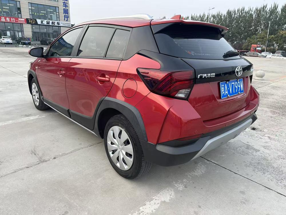 Toyota Yaris L