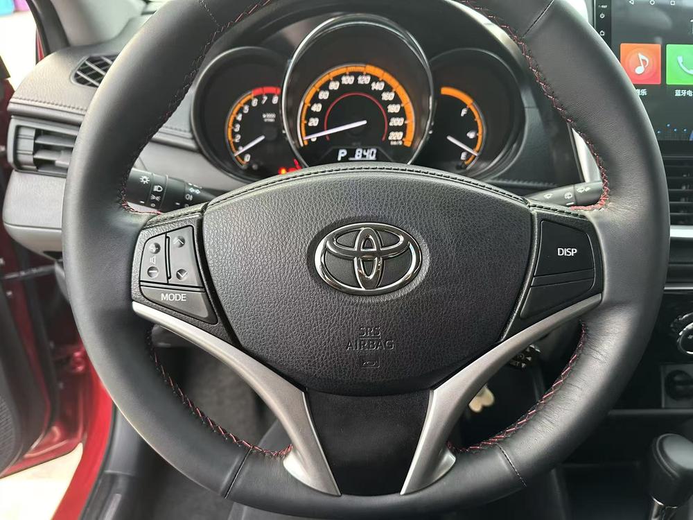 Toyota Yaris L