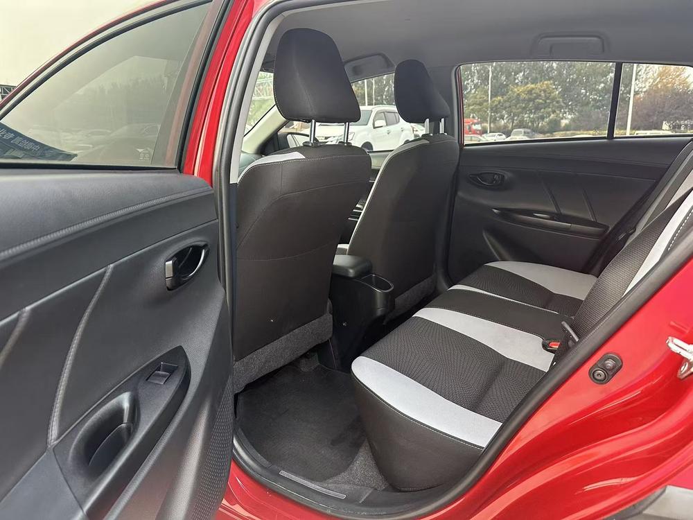 Toyota Yaris L