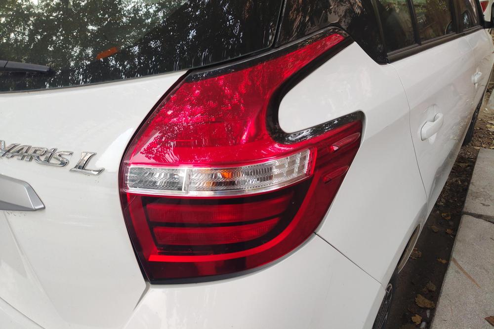 Toyota Yaris L