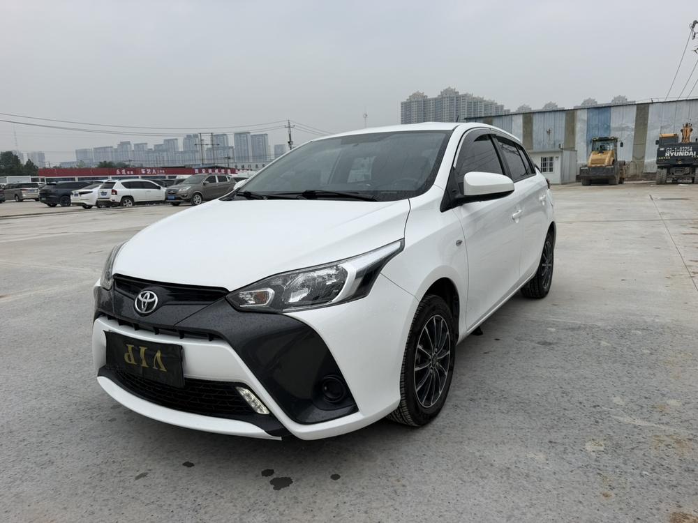 Toyota Yaris L