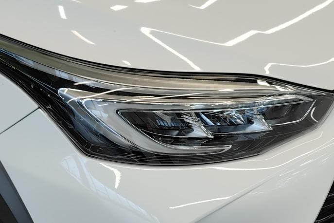 Toyota Yaris L