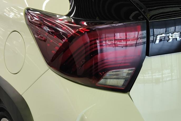 Toyota Yaris L