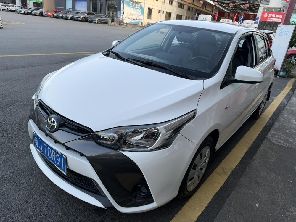Toyota Yaris L
