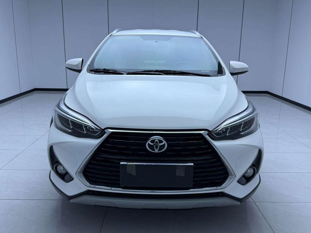 Toyota Yaris L