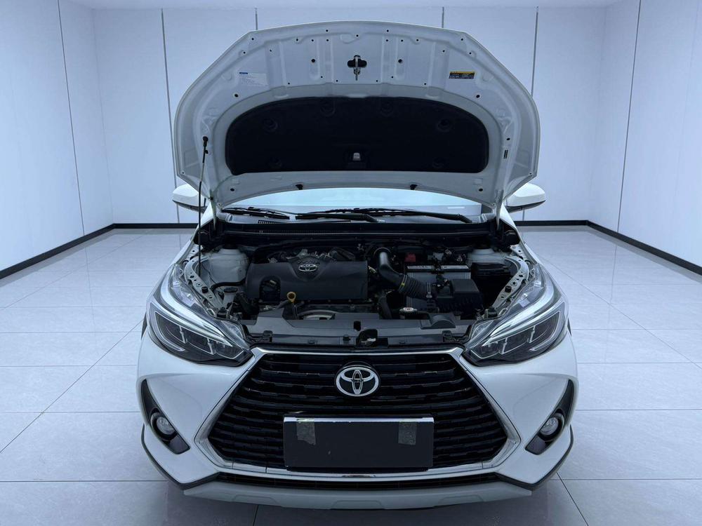 Toyota Yaris L
