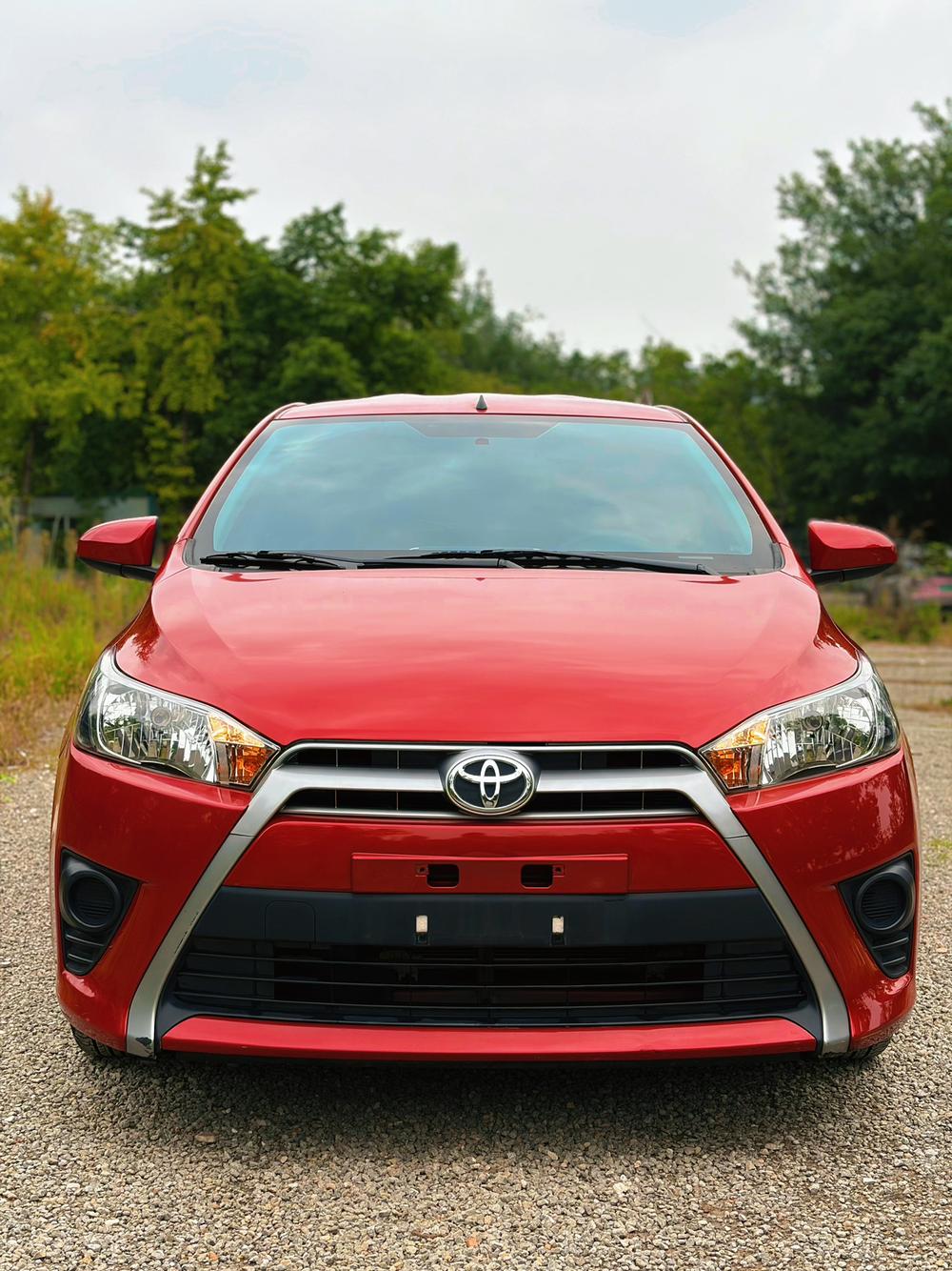 Toyota Yaris L