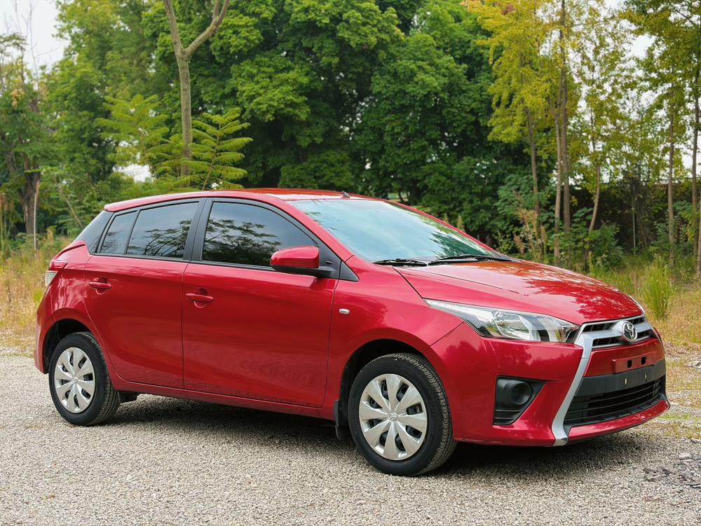 Toyota Yaris L