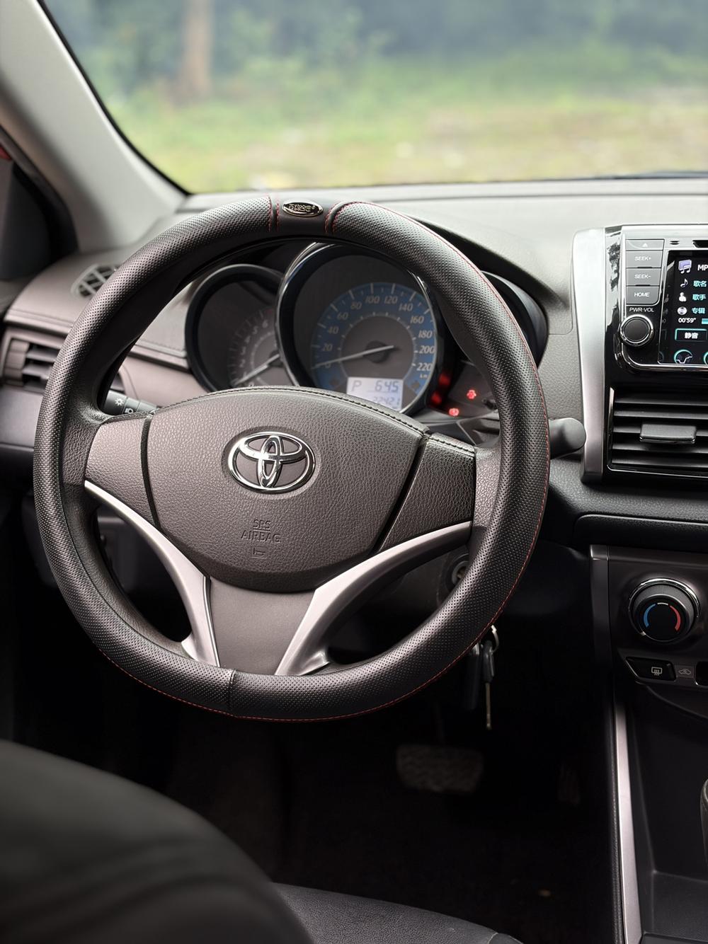 Toyota Yaris L