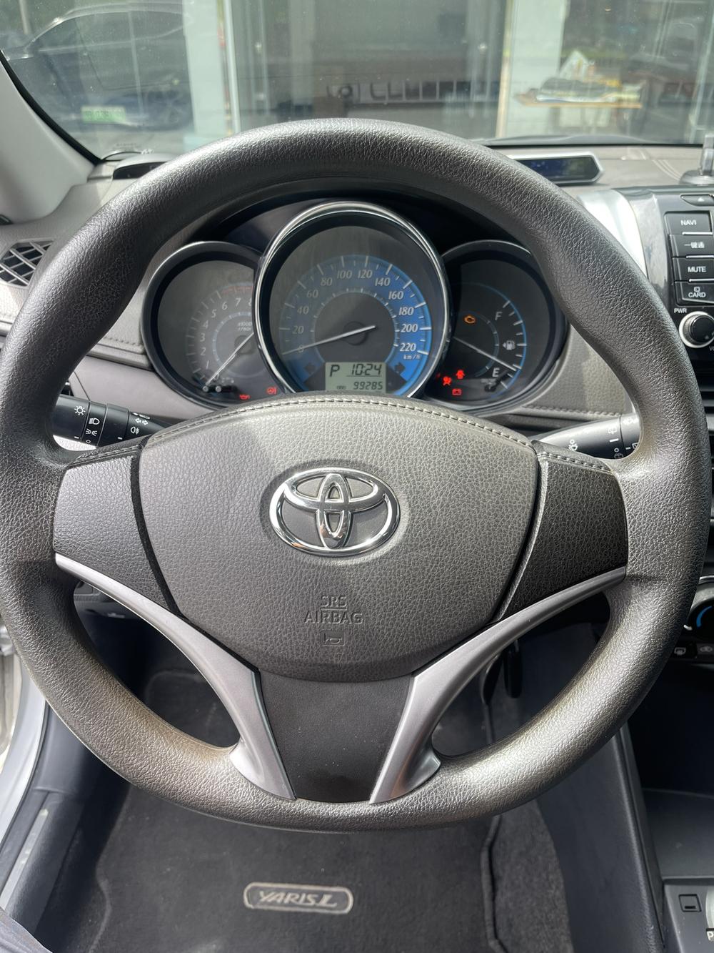 Toyota Yaris L