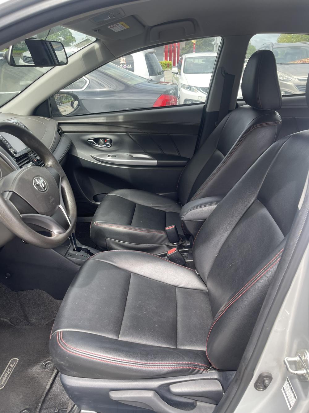 Toyota Yaris L