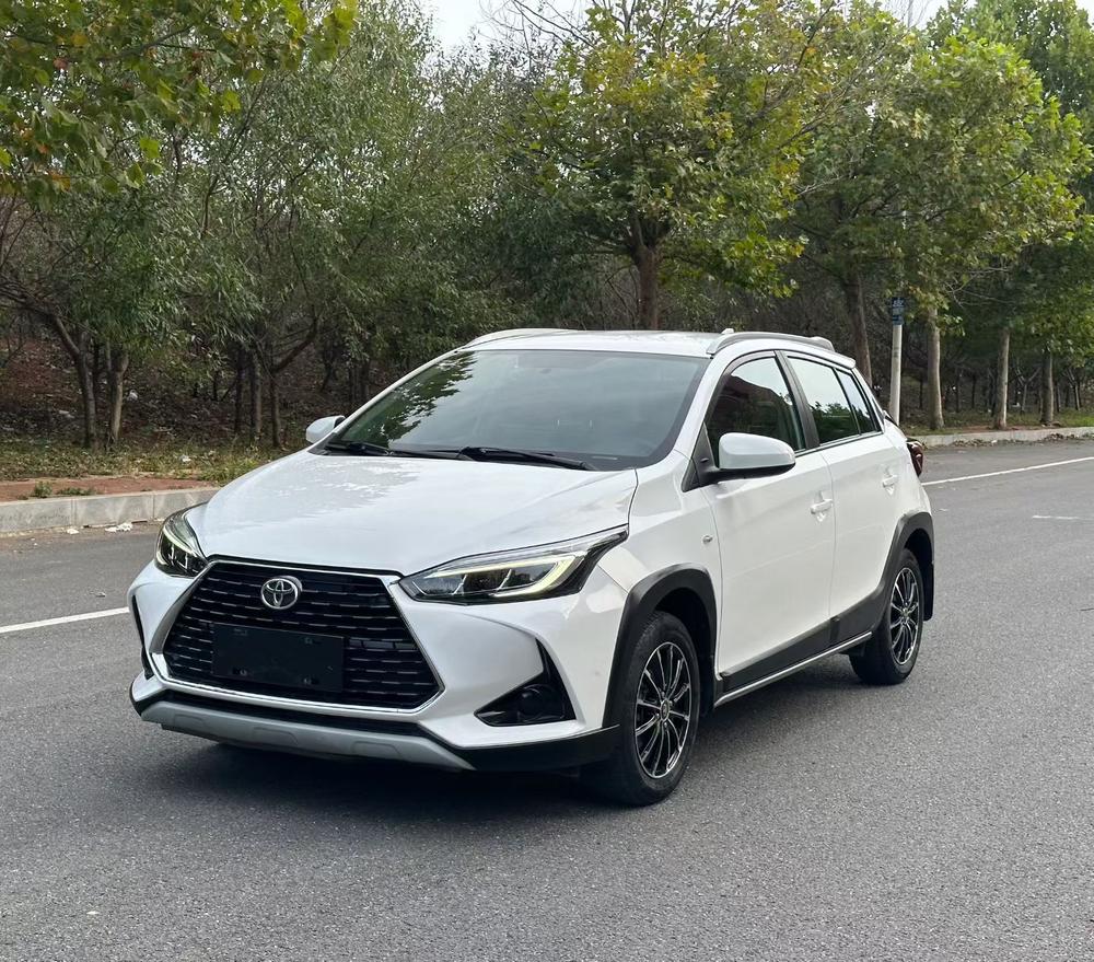 Toyota Yaris L