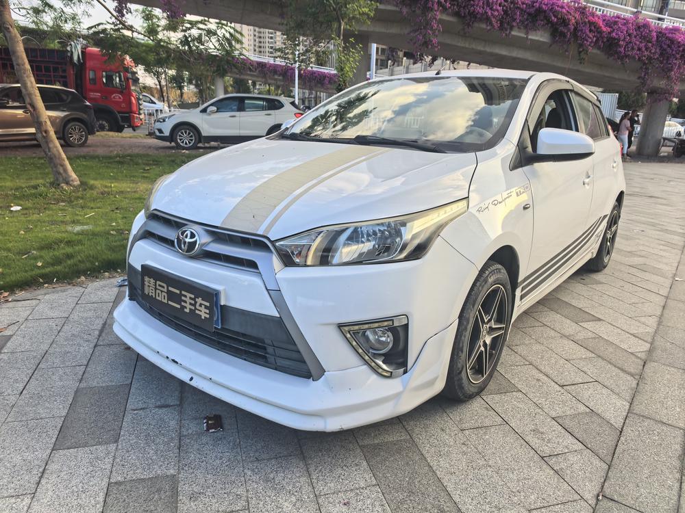 Toyota Yaris L