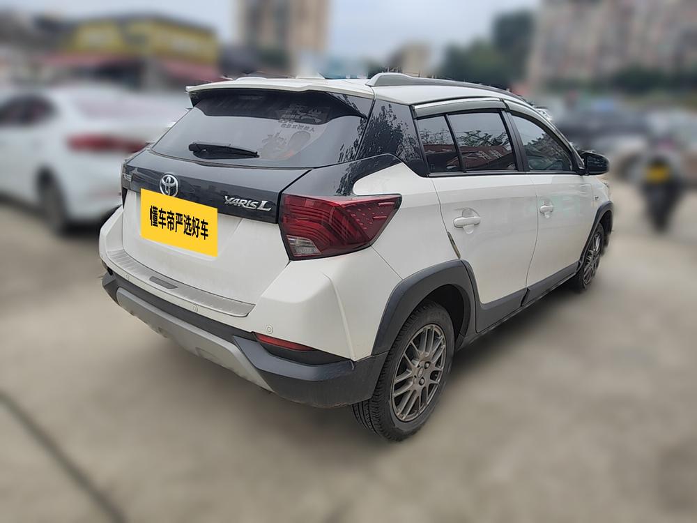 Toyota Yaris L