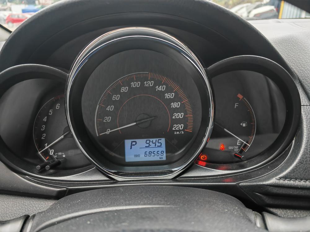 Toyota Yaris L