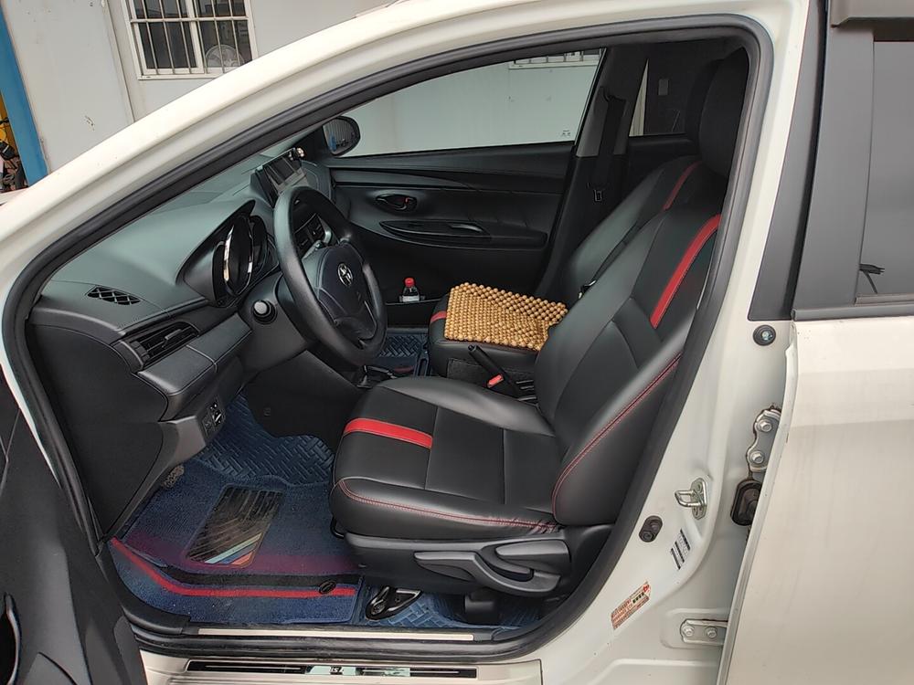 Toyota Yaris L