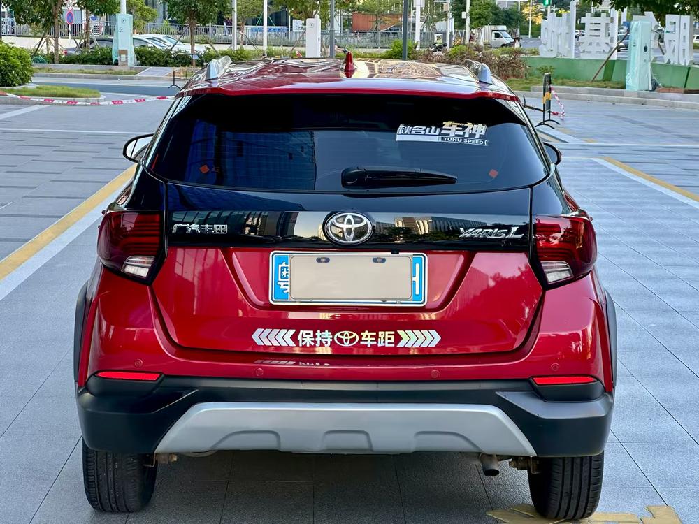 Toyota Yaris L