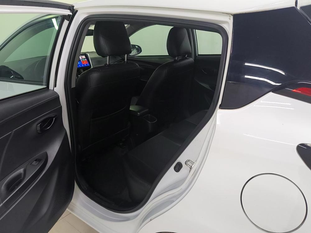 Toyota Yaris L