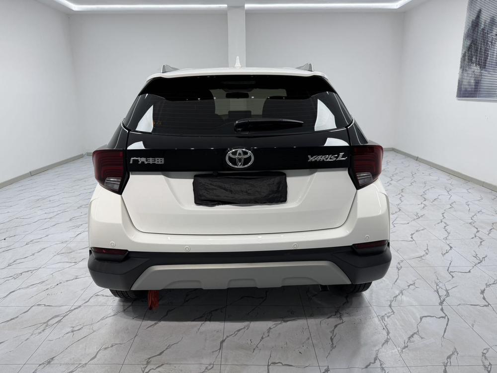 Toyota Yaris L
