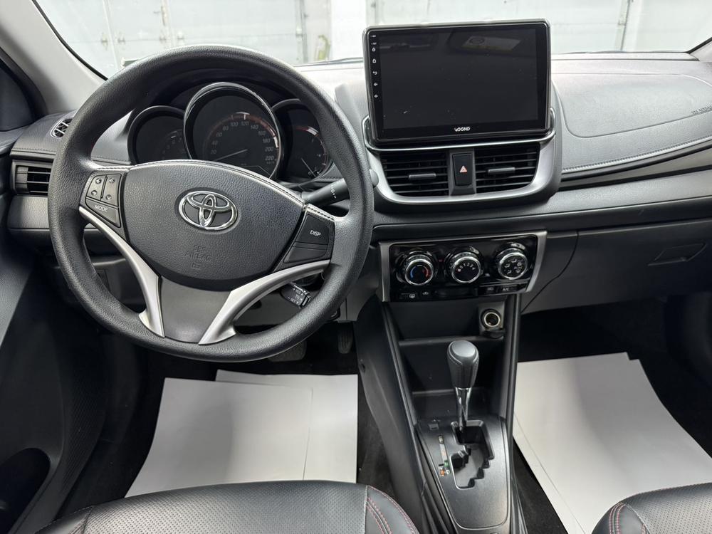 Toyota Yaris L