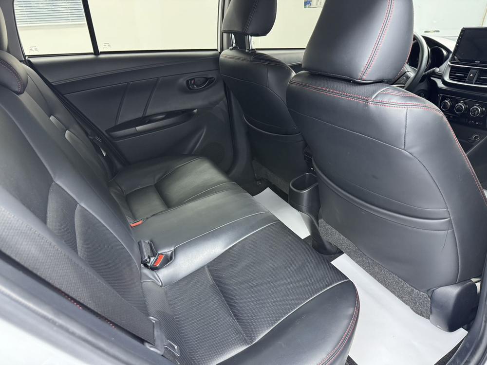 Toyota Yaris L