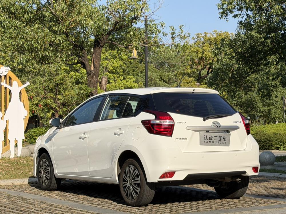 Toyota Yaris L