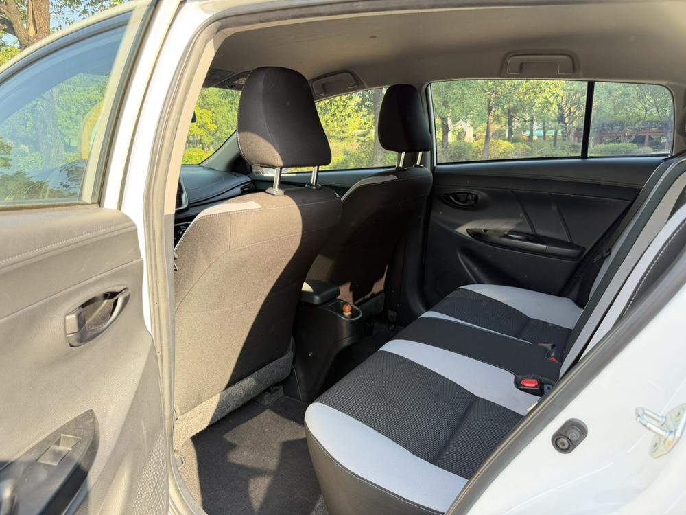 Toyota Yaris L