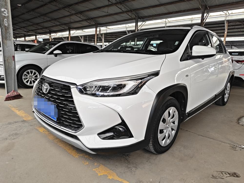 Toyota Yaris L