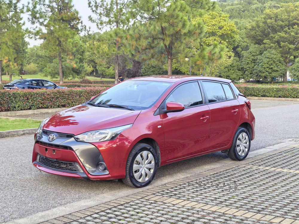 Toyota Yaris L