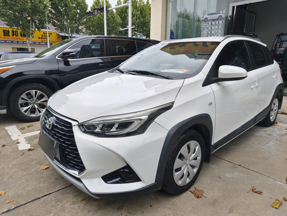 Toyota Yaris L