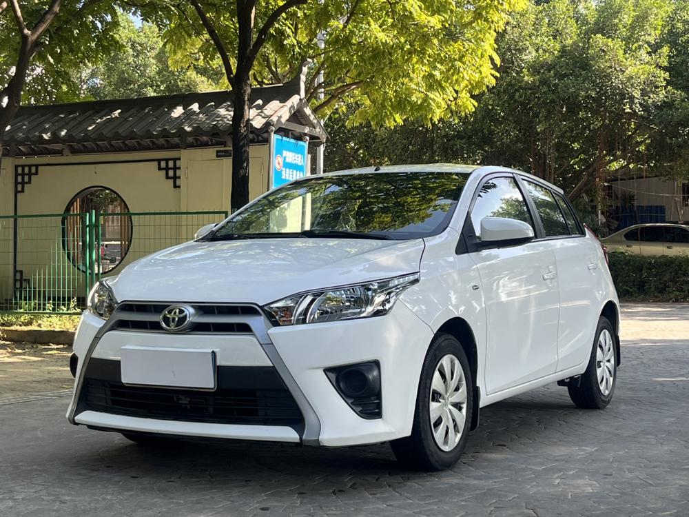 Toyota Yaris L