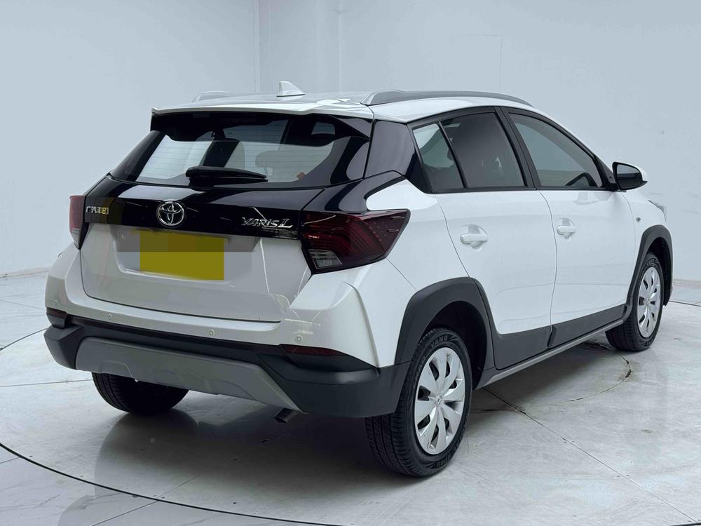 Toyota Yaris L