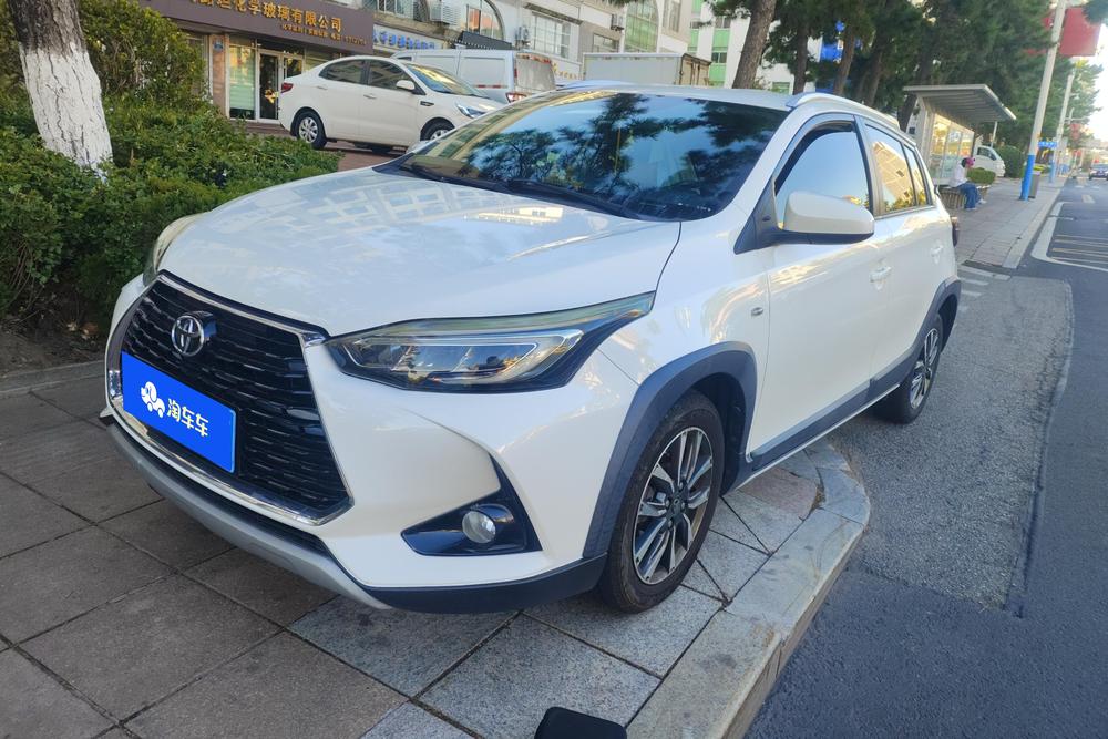Toyota Yaris L