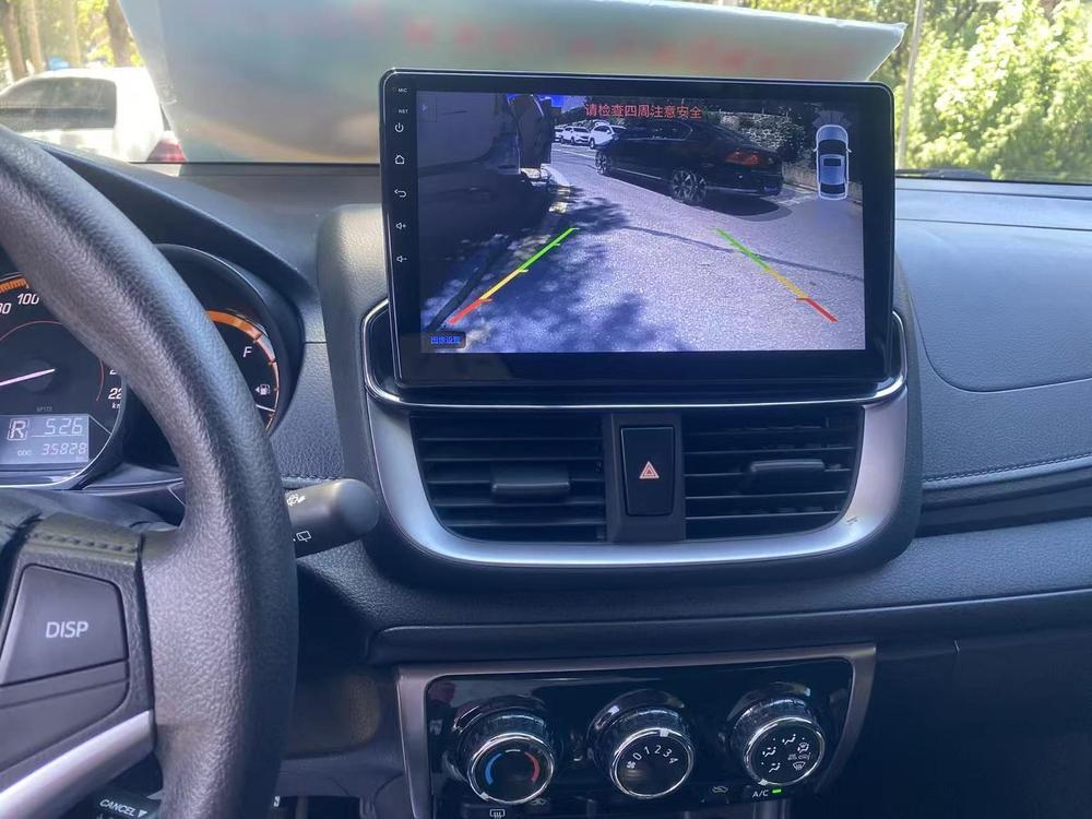 Toyota Yaris L