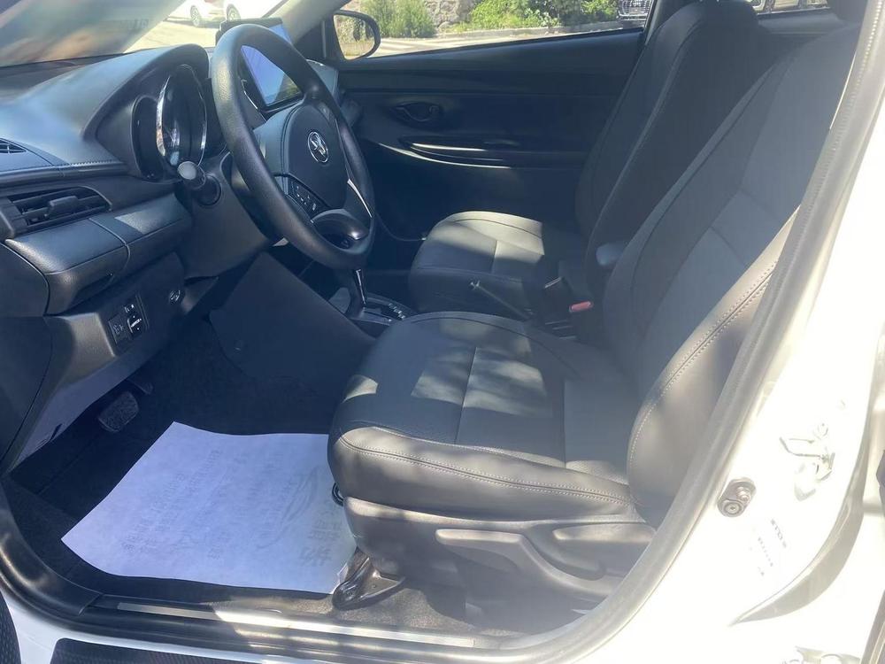 Toyota Yaris L