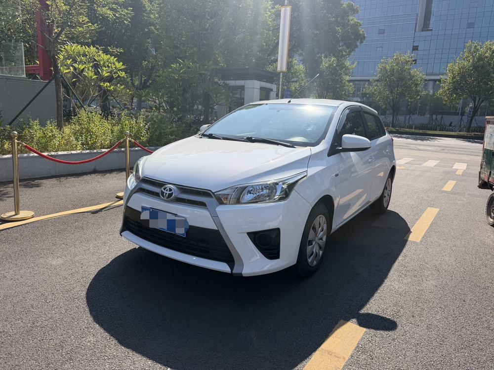 Toyota Yaris L