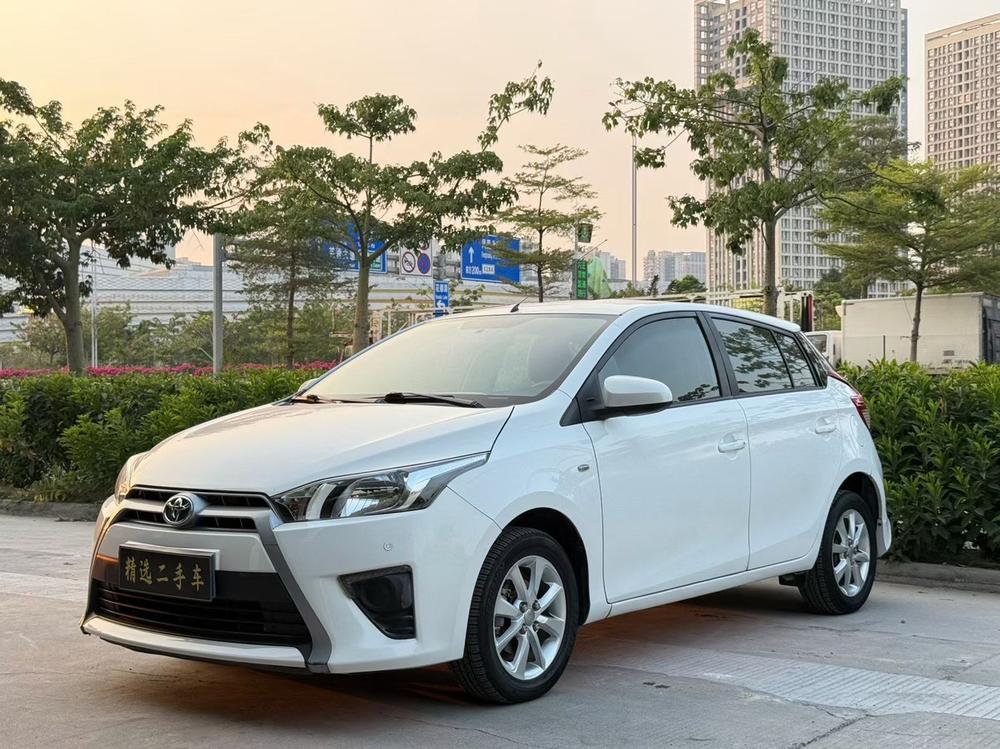 Toyota Yaris L